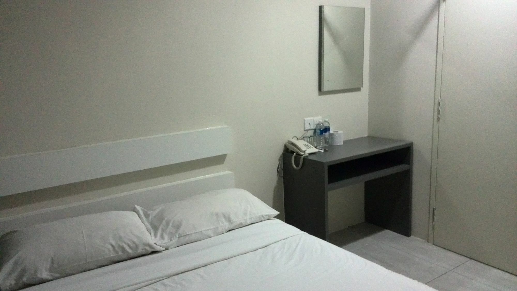 Jj Boutique Hotel - Damansara Perdana Petaling Dzsaja Kültér fotó